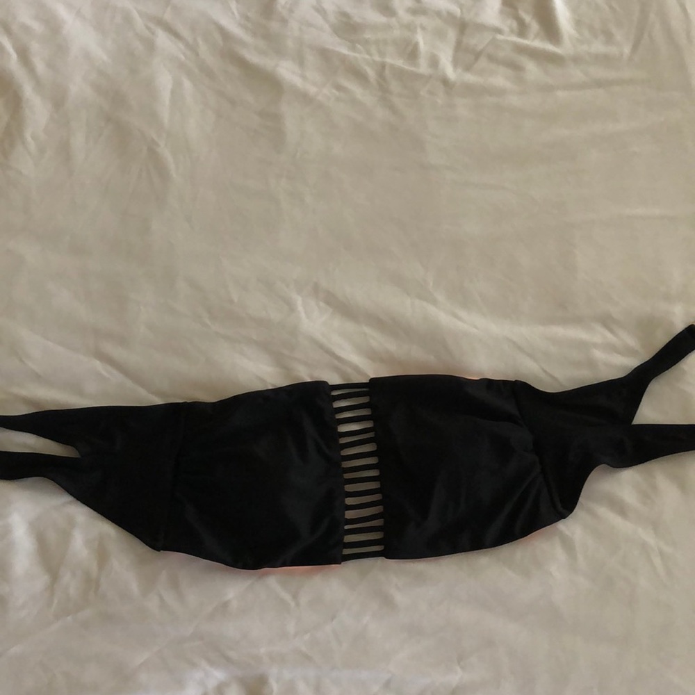 Black strapless swim top
